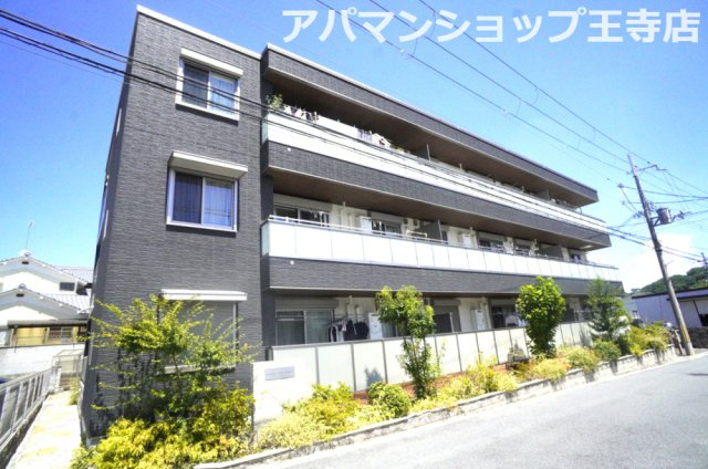 シャーメゾン　フォレスト　レジデンス