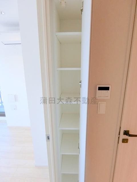シーズンフラッツ大森西の収納|廊下収納