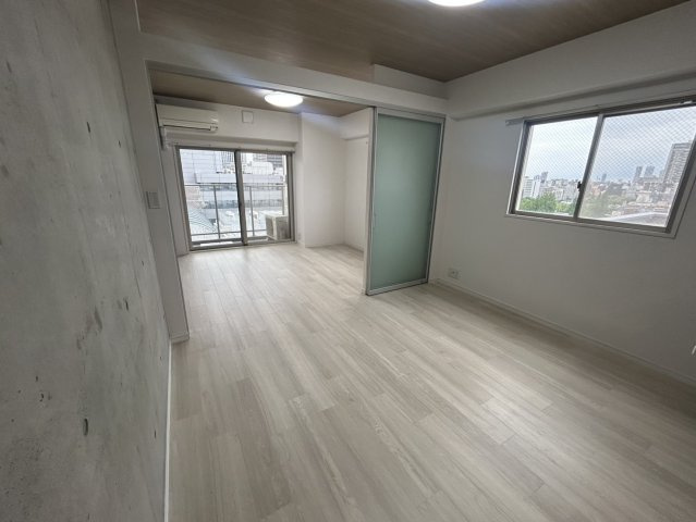 アーデン京町堀イーストの居間・リビング