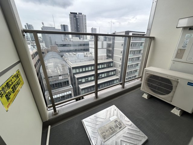 アーデン京町堀イーストのバルコニー