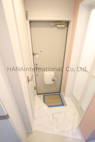ユナイト田浦キャンドラーの玄関