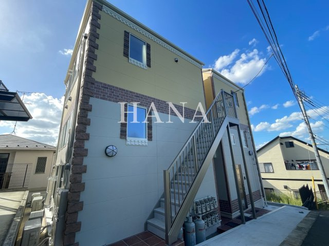 ユナイト市沢エランクールの外観