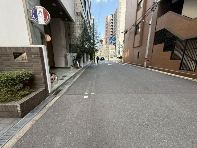 レジティア京町堀の駐車場