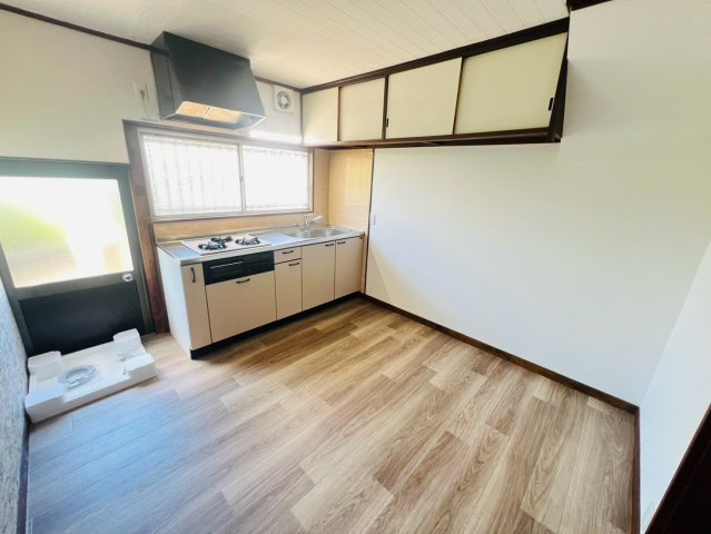 東朝霧丘貸家の内装