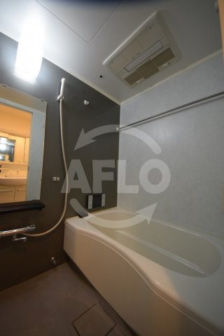 フェルザ今宮戎の浴室|Krehl難波南（クレール難波南）　浴室換気乾燥暖房機付バスルーム