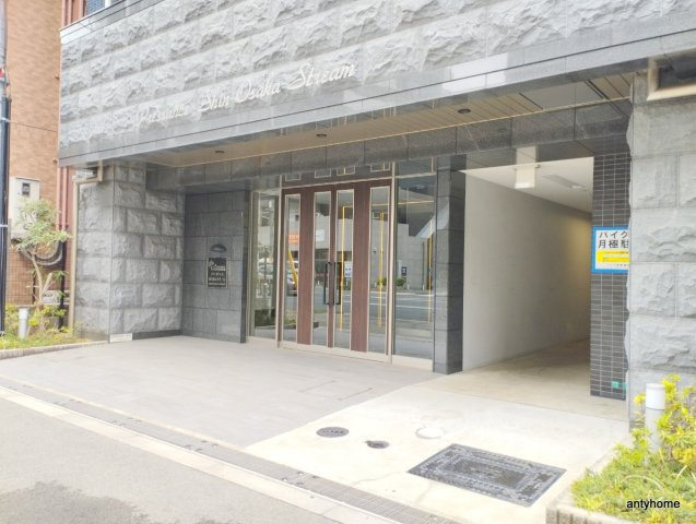 プレサンス谷町七丁目Ⅱ　仲介手数料無料のエントランス
