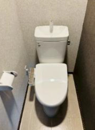 東淀川区小松５チョウメ　中古戸建のトイレ|落ち着いたトイレです