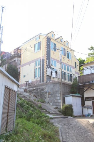 横浜エトランゼの外観