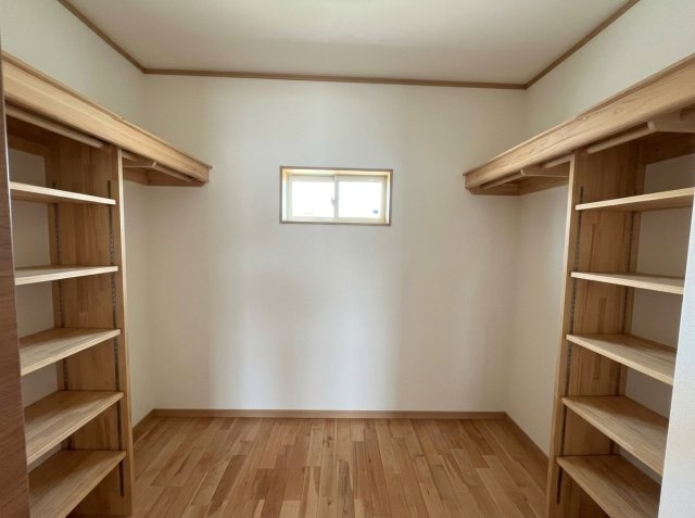 【収納】 | 滑川町羽尾　中古戸建 | ※掲載写真は一部AI画像加工により、家具・家財等を削除しております。現況と異なる場合は現況を優先とします。