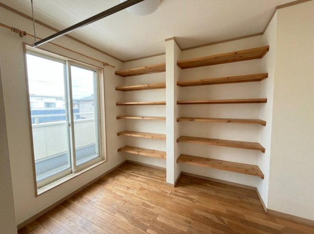 【収納】 | 滑川町羽尾　中古戸建 | ※掲載写真は一部AI画像加工により、家具・家財等を削除しております。現況と異なる場合は現況を優先とします。