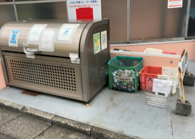 【設備】 | ＴＯＰ・西八王子 | 共有部分は、住民なら誰もが使える設備のこと。例えば駐車場やエレベーター、インターネット設備、セキュリティ設備などがあります。他にも、マンションの廊下・外部階段やエントランス・ゴミ置き場などがあります。