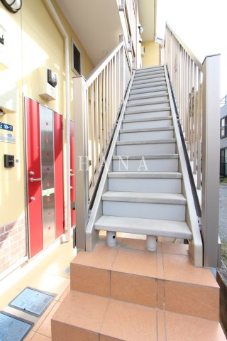 ユナイト小向仲野パールバックの杜のエントランス