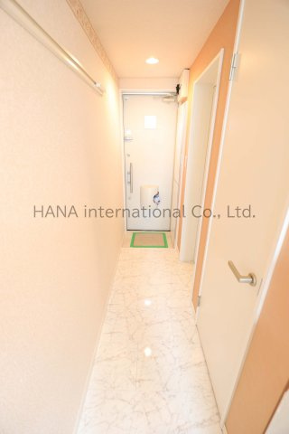 ユナイト南太田ジヴェルニーの玄関|同シリーズ物件の参考写真です。