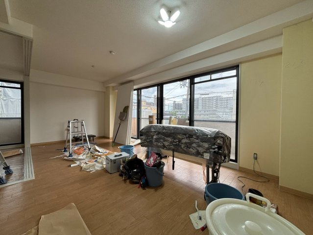パシフィックマンションⅢの居間・リビング