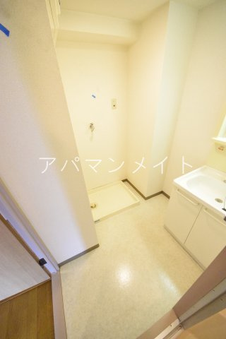 【設備】 | ベルアネックス | 室内洗濯機置き場です