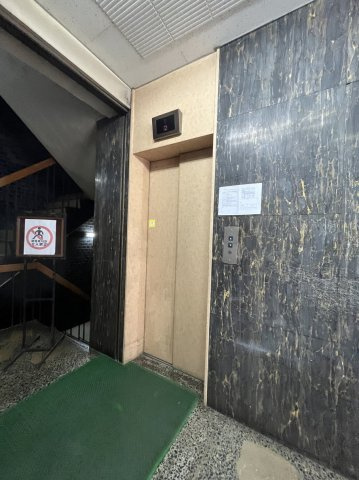 大阪洋服会館ビルの内装