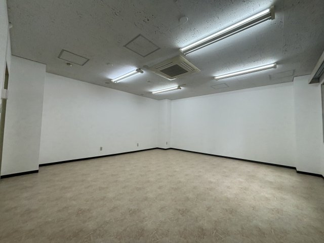 大阪洋服会館ビルのその他