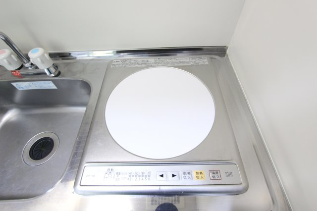 ユナイト追浜 オルレアンのキッチン|同アパートの同タイプ参考写真です。