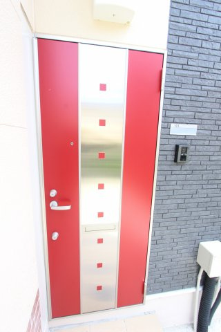 ユナイト本牧トレドの杜のエントランス