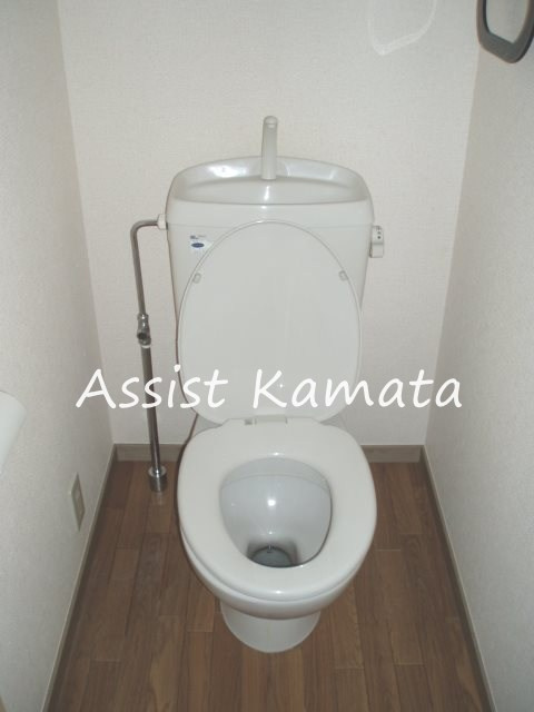 アステールのトイレ|写真は同タイプの別号室です