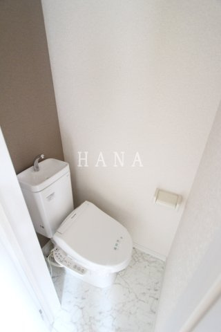 山手エドアルド・ブフナーのトイレ|同物件の参考写真です。