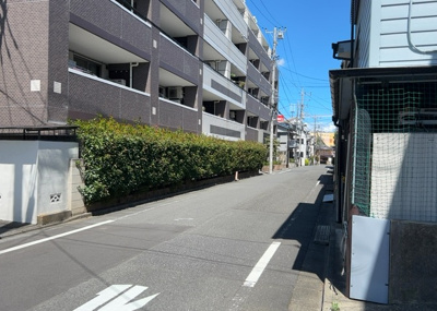 【外観】 | シーズガーデン八王子 | 隣家の土地はどうなっているのか、生活利便施設が近くにあるのか、学校まで近いかなど、お客様のライフスタイルにあわせたイメージが重要です。また、近くにあると困る施設が近くにないかも確認するといいでしょう。