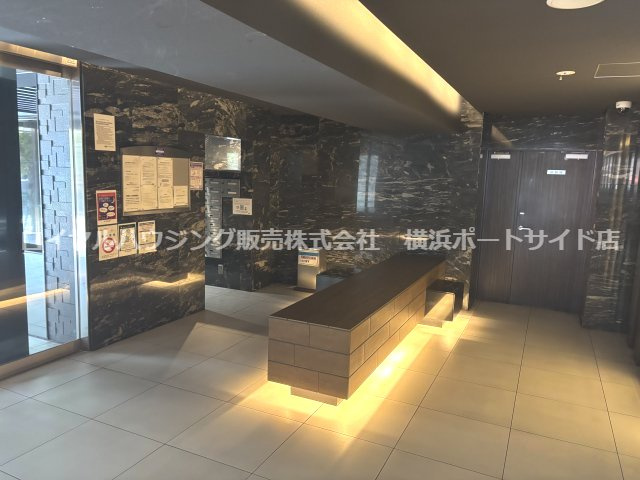 【ロビー】