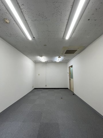 大阪市中央区東高麗橋の事務所の内装