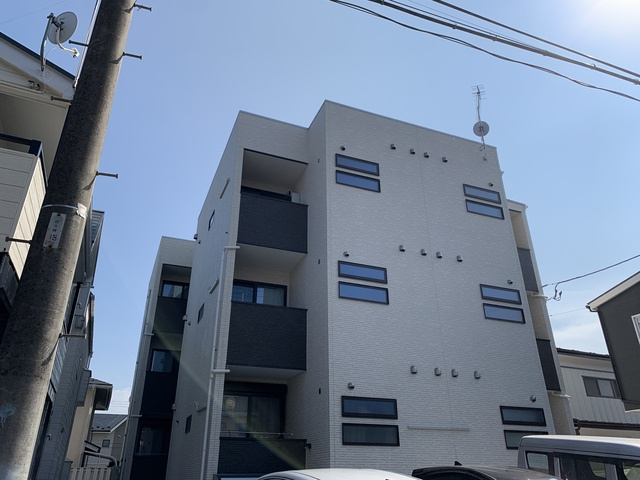 REGALEST薬師堂ピアの外観