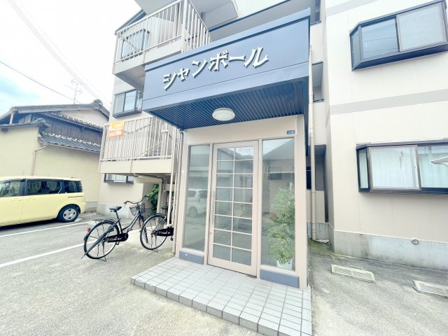 【エントランス】 | シャンボール