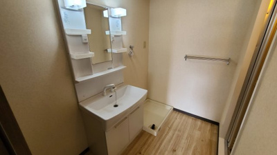 【洗面所】 | パレ清水が丘 | 同建物別部屋参考写真☆神戸市垂水区　パレ清水ヶ丘　賃貸☆