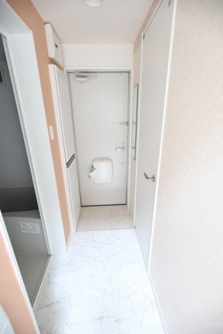ユナイト田浦 エレフォレックスの玄関