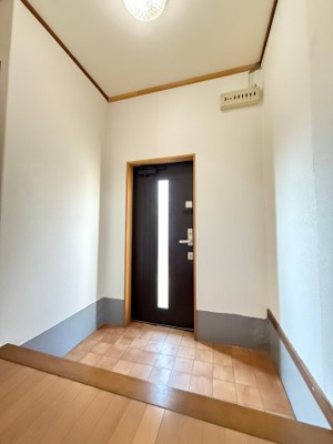 【玄関】 | 高砂市春日野町戸建 | ☆高砂市　春日野町戸建☆