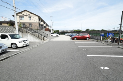 【駐車場】 | ガーデンコート車A棟 | ☆神戸市須磨区　ガーデンコート車☆