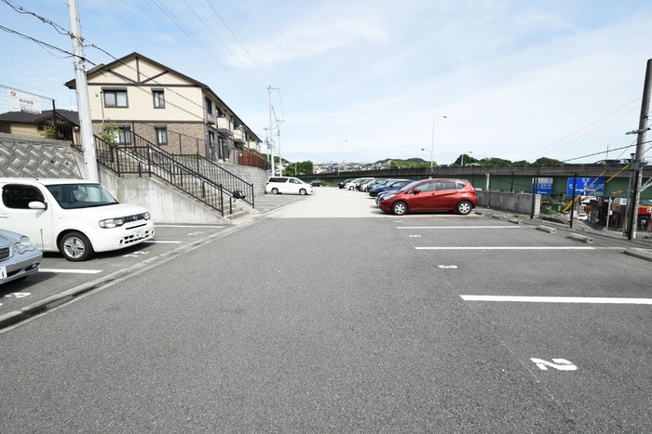 【駐車場】 | ガーデンコート車A棟 | ☆神戸市須磨区　ガーデンコート車☆