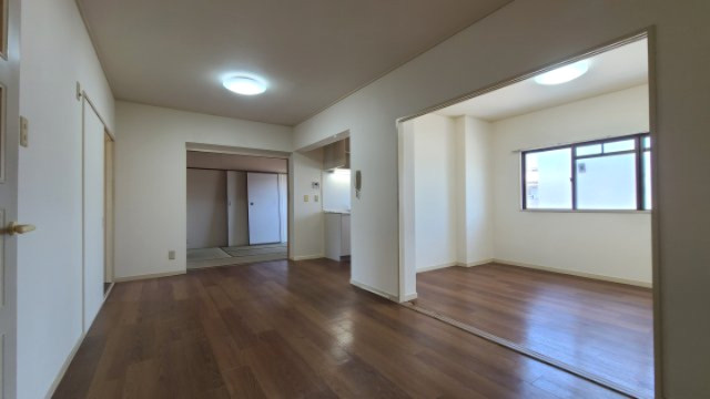 【居間・リビング】 | 西脇ハイランドハイツ白鳳 | ☆神戸市垂水区　西脇ハイランドハイツ白鳳☆
