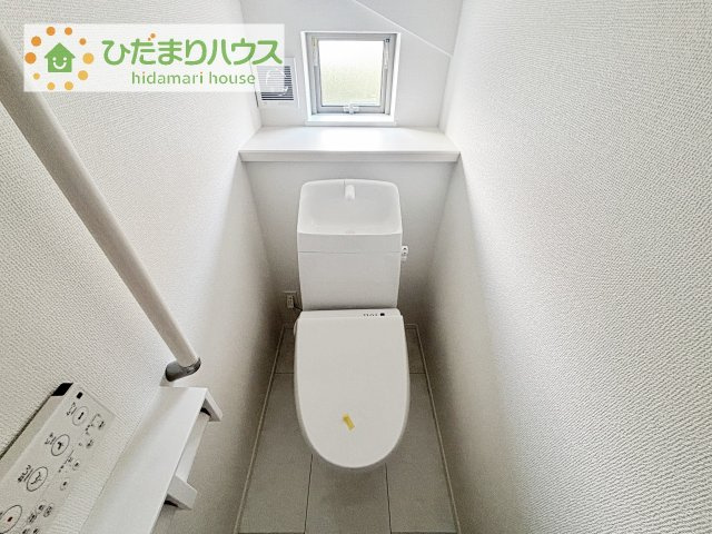 【トイレ】 | 土浦市真鍋5丁目2086番　新築戸建　B号棟 | トイレは1F、2F共に完備！取り合いになることがありませんね(^^)/