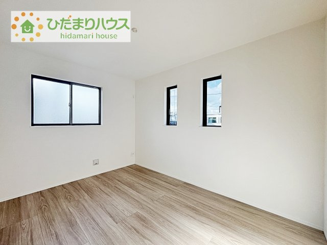 【洋室】 | 土浦市真鍋5丁目2086番　新築戸建　B号棟 | 木の温もりがやさしいフローリング♪