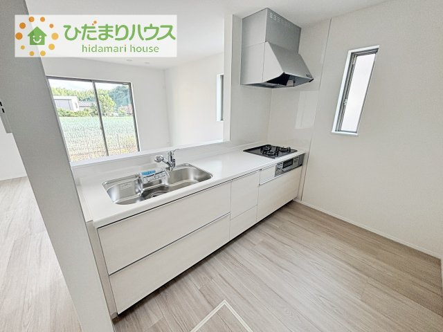 【独立洗面台】 | 土浦市真鍋5丁目2086番　新築戸建　B号棟 | 新婚さんにおすすめ！おしゃれなカウンターキッチンのあるLDKです(#^^#)
