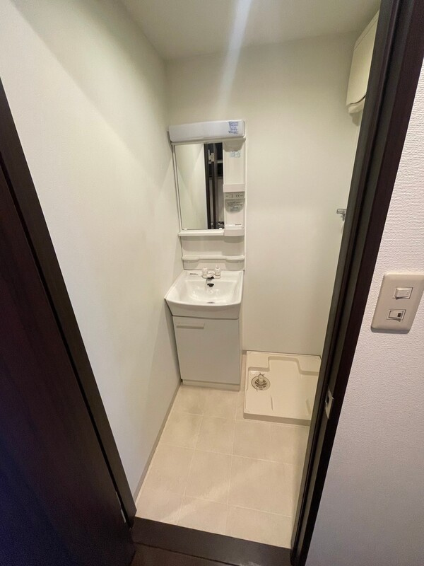 グランシティレジデンス京都駅前（旧：GARNET RESIDENCE 七条河原町）の洗面所