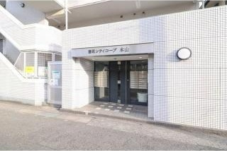 藤和シティコープ本山のエントランス