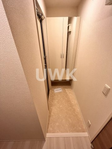 グランスタ花山の玄関