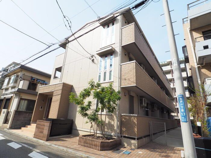 ワイズヴィラ上大岡の外観
