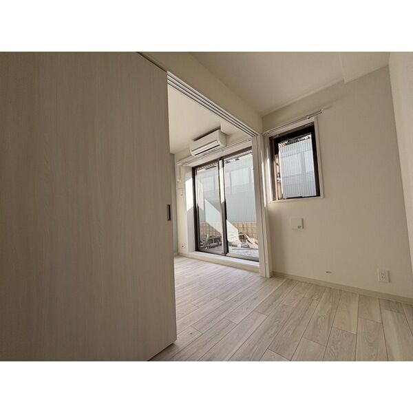 京都市南区東九条北松ノ木町の賃貸マンションの内装