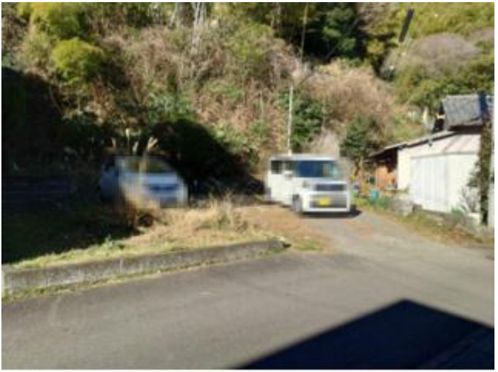 売土地　静岡市葵区大岩３丁目の前面道路含む現地写真|閑静な住宅街の奥に位置し、プライバシーにも配慮しやすい立地。アクセスの良さも兼ね備えた住宅用地です。