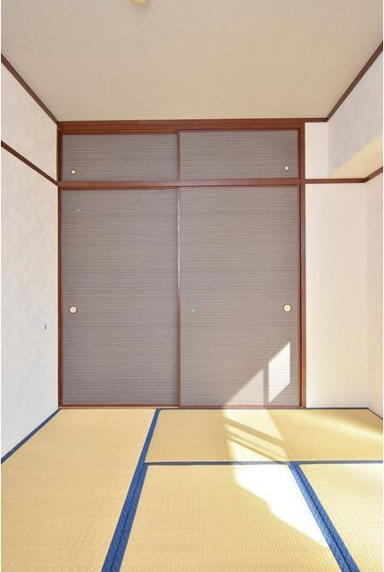 サングリーンハイツの収納