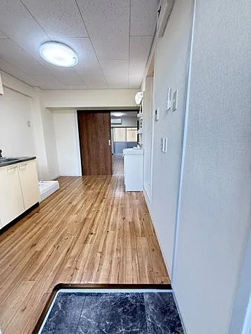 神戸市東灘区田中町４丁目の賃貸マンションの玄関