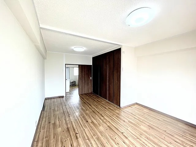 神戸市東灘区田中町４丁目の賃貸マンションの居間・リビング