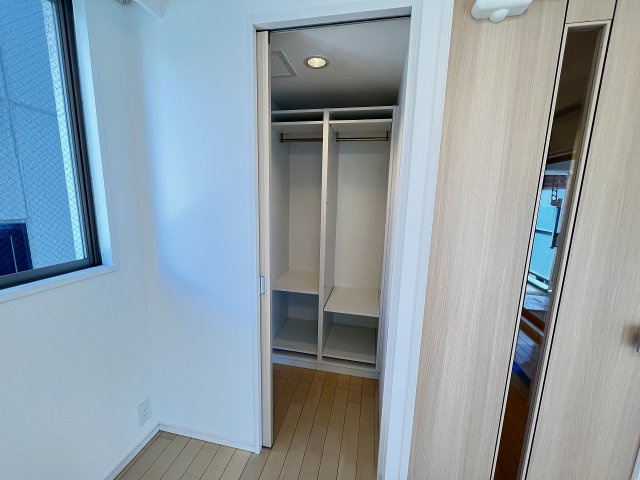 神戸市中央区元町通６丁目の賃貸マンションの収納