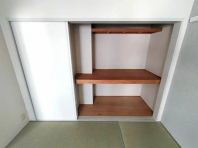 神戸市東灘区本山中町２丁目のアパートの収納